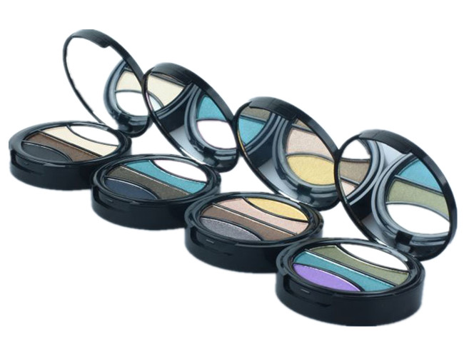 Υψηλή χρωματισμένη δροσερή τονισμένη παλέτα σκιάς ματιών με τη βούρτσα όλο Shimmer