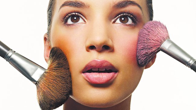 Τα αδιάβροχα καλλυντικά ορυκτό Makeup κοκκινίζουν Shimmer και μεταλλίνη παλετών για την καθημερινή χρήση
